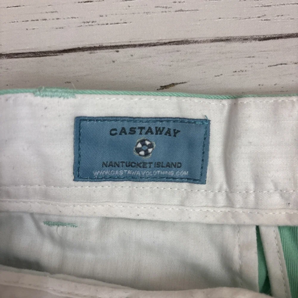 Castaway Nantucket Shorts Mens Size 30 All Over Shamrocks Clover St Patrick